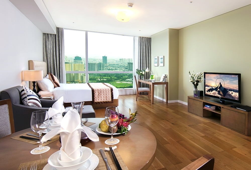CONNECTING ROOM